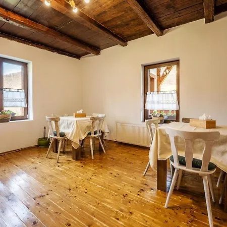 Casa Cu Prispa Oda ve Kahvaltı Sighişoara
