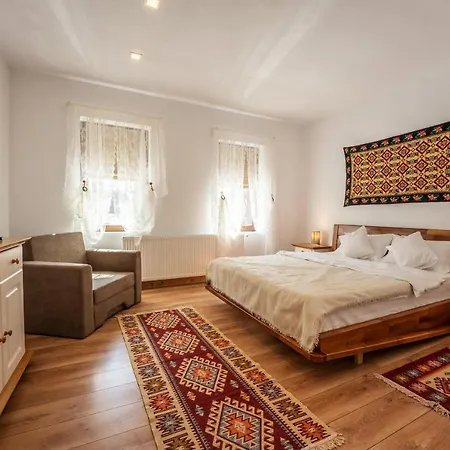 Casa Cu Prispa Oda ve Kahvaltı Sighişoara